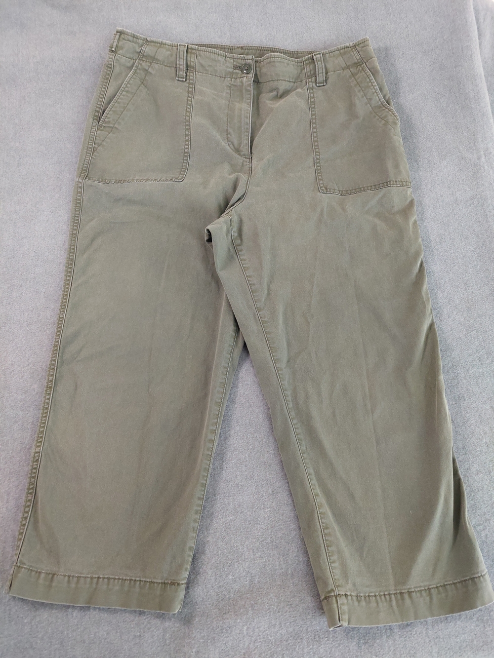 Talbots Olive Green High Waist Patch Pocket Crop Pants Size 16P Stretch Cargo